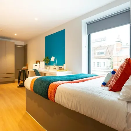 For Students Only - Market Quarter In *