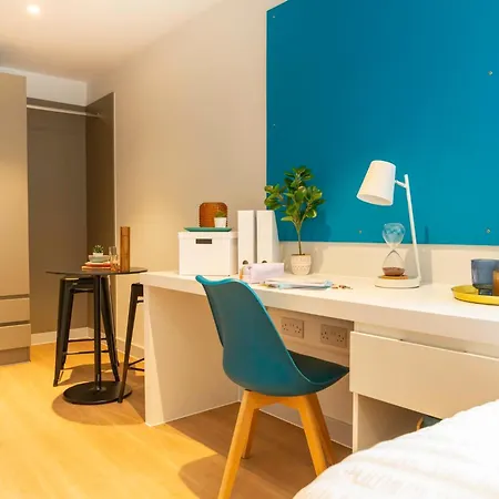 For Students Only - Market Quarter In