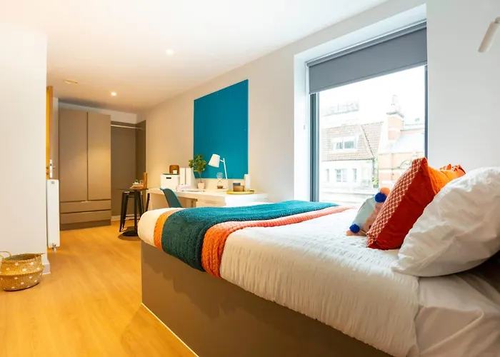 For Students Only - Market Quarter In *